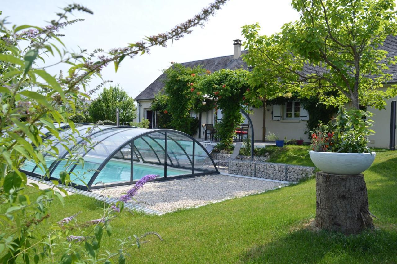 Au Coeur Du Bien Etre, Chambre D'Hotes Avec Piscine Chauffee Et Couverte, Spa, Sauna, Massages Monteaux Bagian luar foto